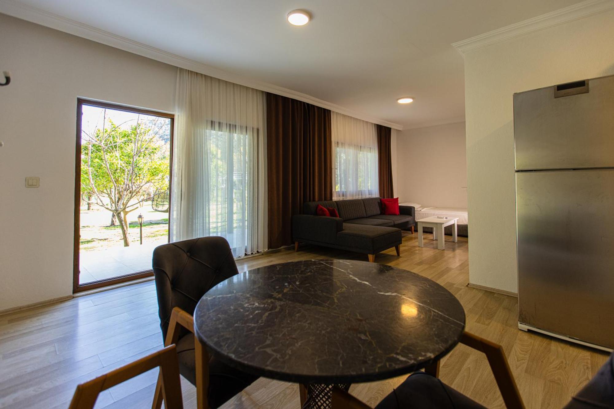 Keyif Pension & Aparts Çıralı Extérieur photo